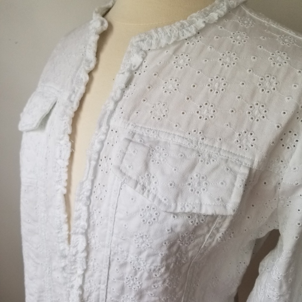 White Eyelet Jacket Size Extra Small - image 4